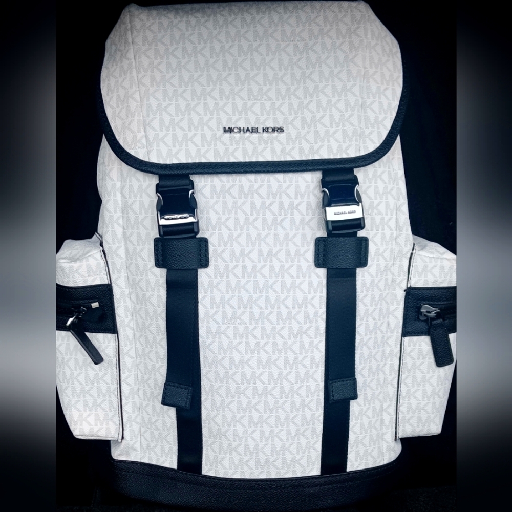 MICHAEL KORS MENSHudson Logo Backpack